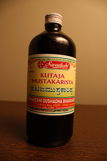 KUTAJA MUSTAKARISTA